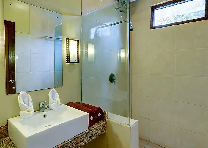 リゾート Nipuri And 3*